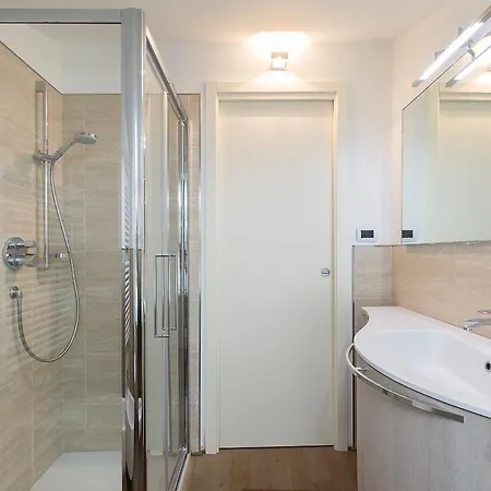 Apartman Collemar *