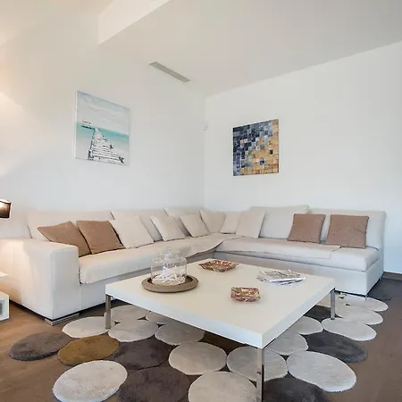 Collemar Apartman